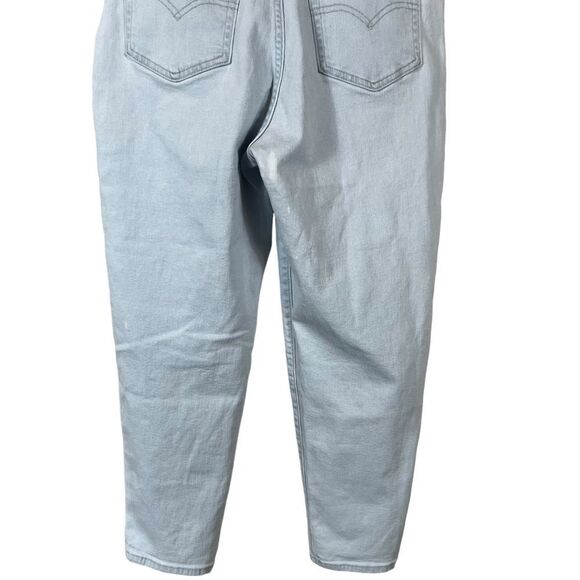 Levi’s SilverTab Light Wash Mom Jean - Picture 16 of 16